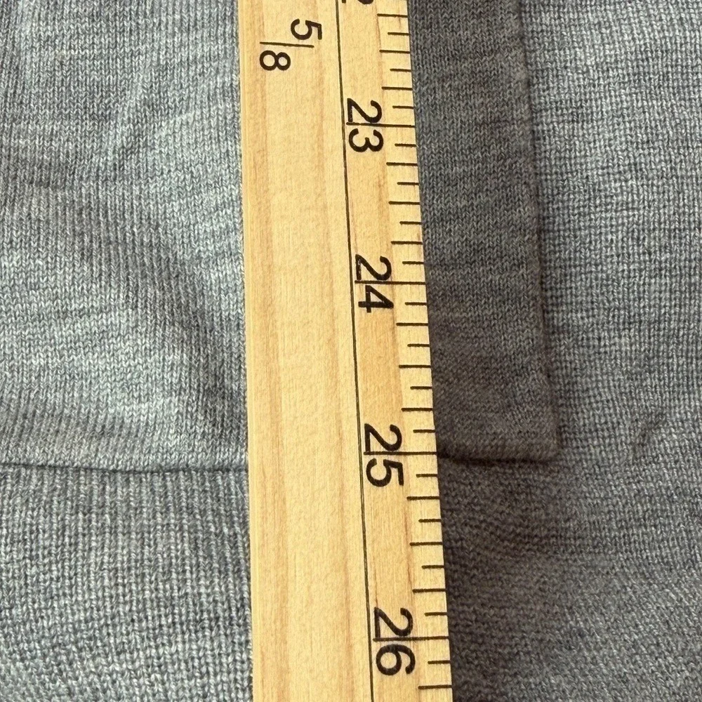 J Crew 100% Merino Wool Pocket Sweater Minimalist Women XS Gray‎ Office Layering